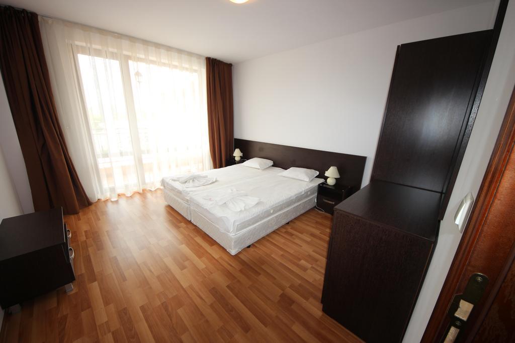 Menada Diamant Apartments Солнечный берег Экстерьер фото